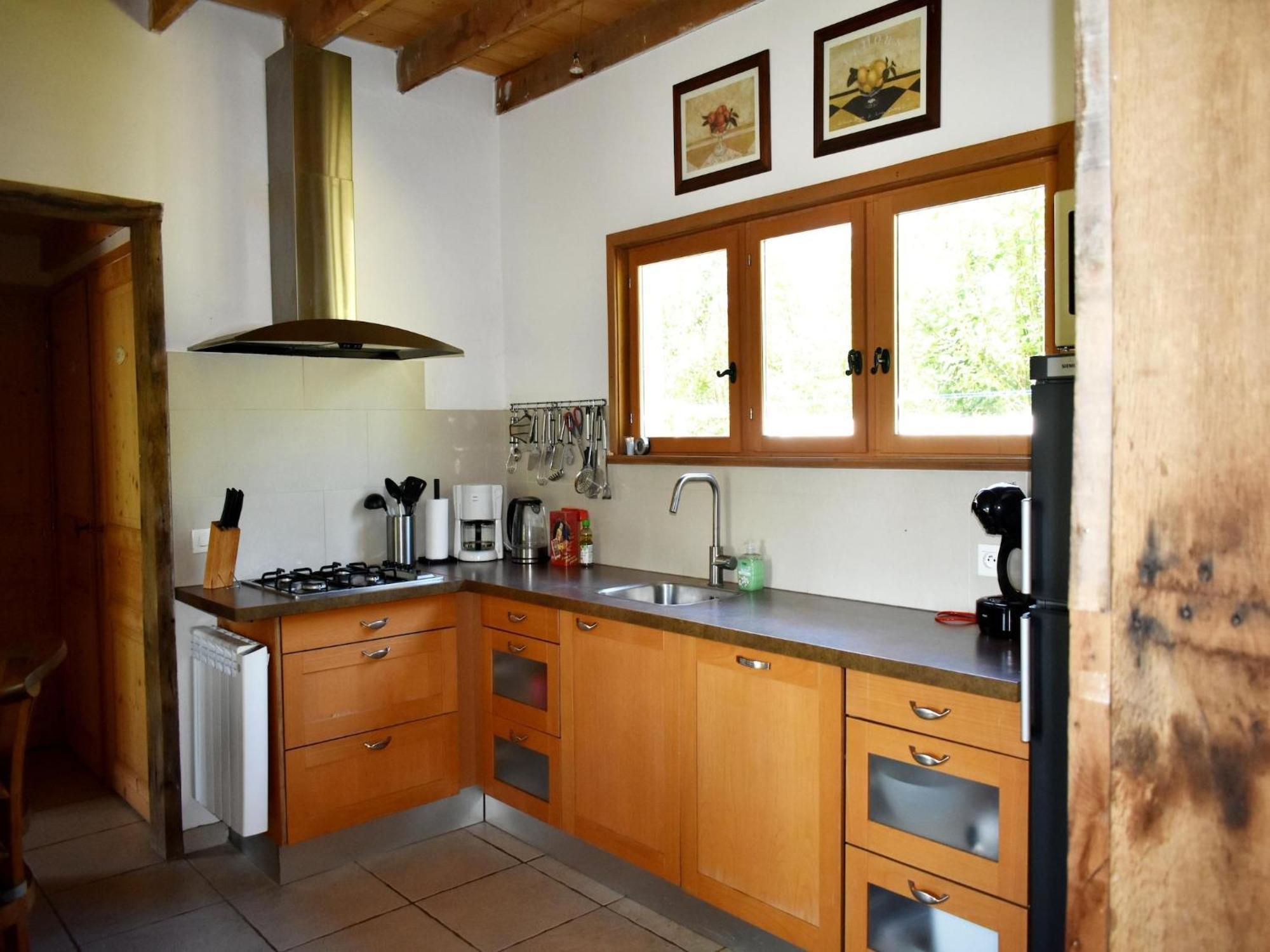 Modern Holiday Home in St Honor Les Bains near Forest Saint-Honoré Extérieur photo