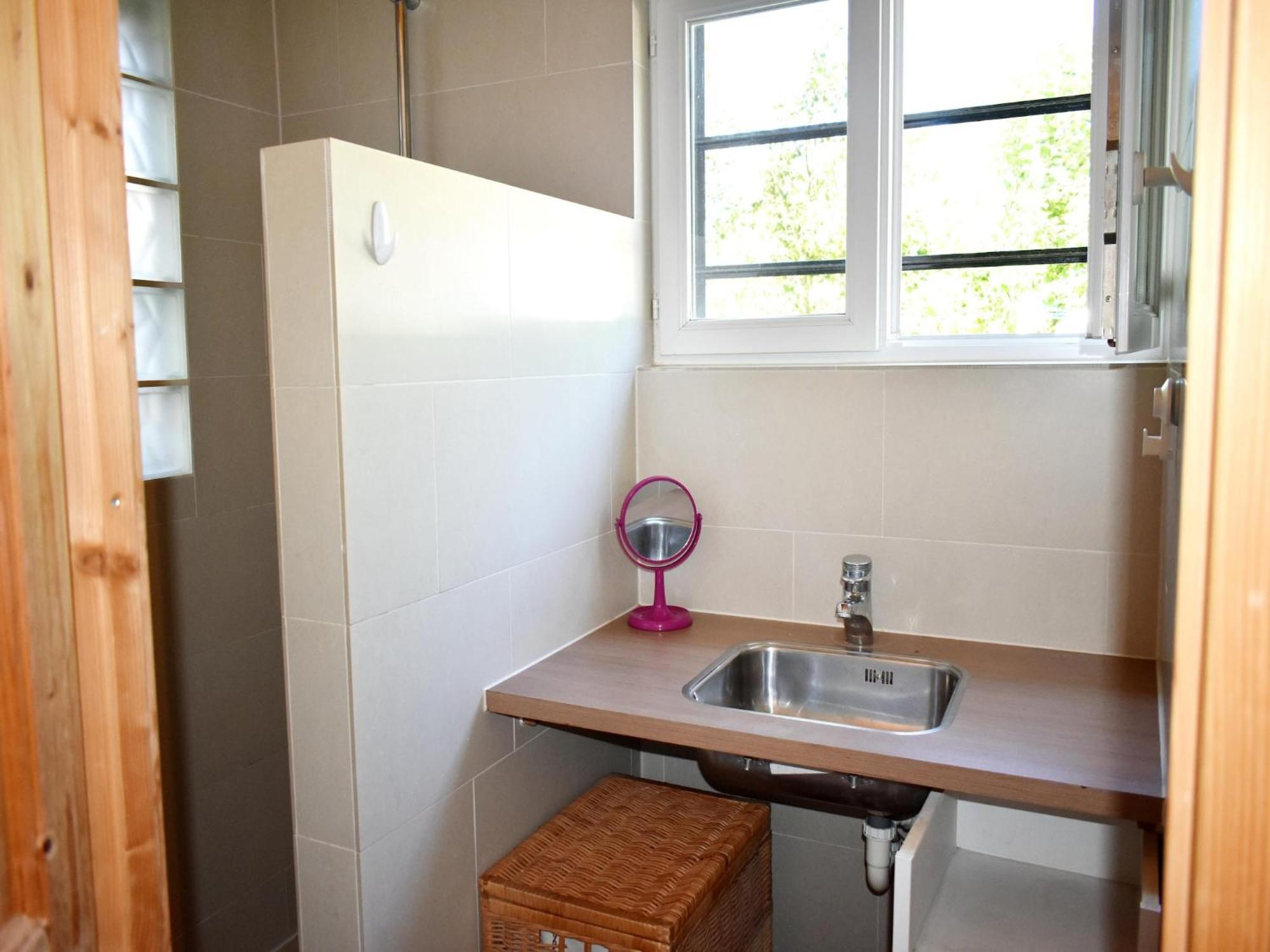 Modern Holiday Home in St Honor Les Bains near Forest Saint-Honoré Extérieur photo